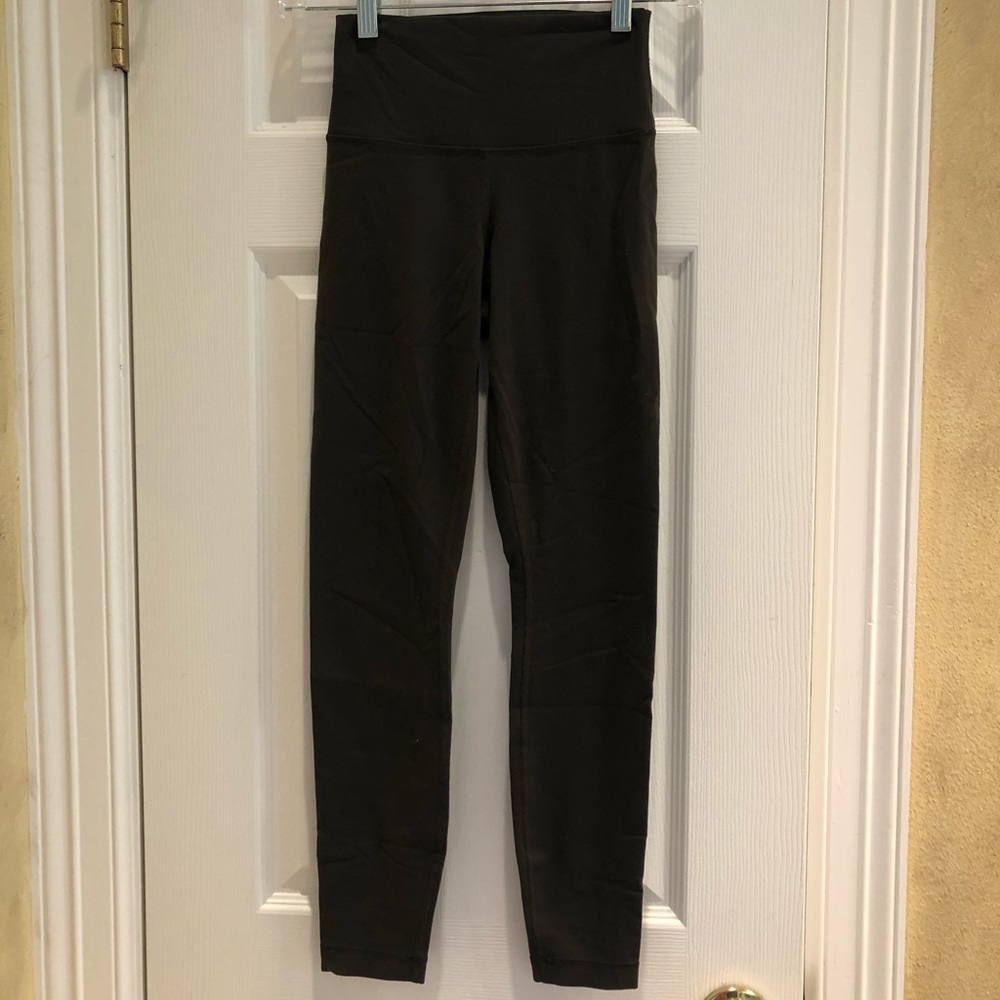Camo green Lululemon tights.